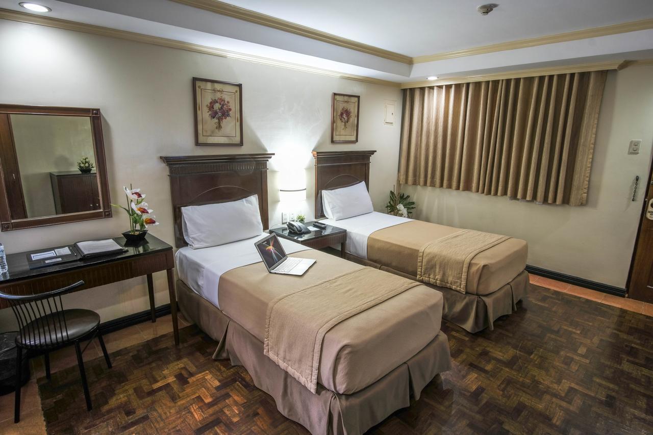 Fersal Hotel - P. Tuazon Cubao Quezon City Exterior foto